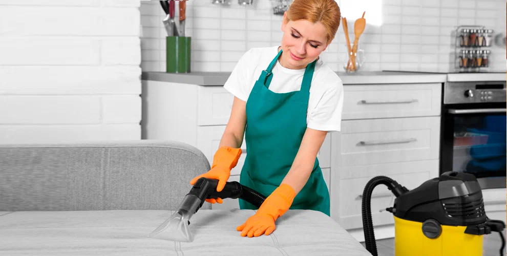 Чем отличается химчистка от обычной уборки